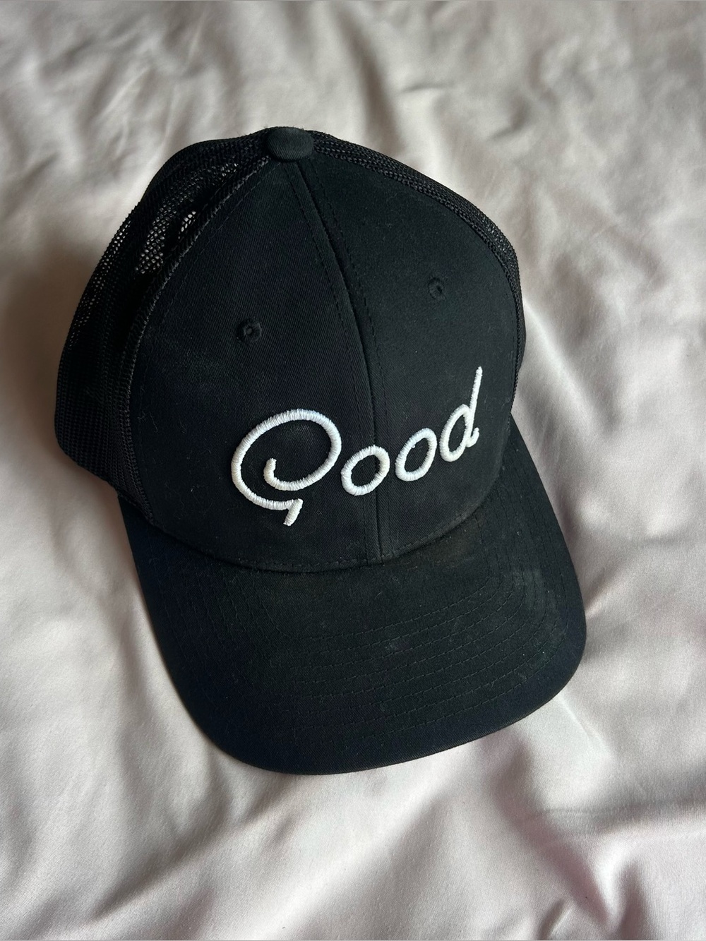 Good Good Golf Trucker Hat – Black Mesh Back